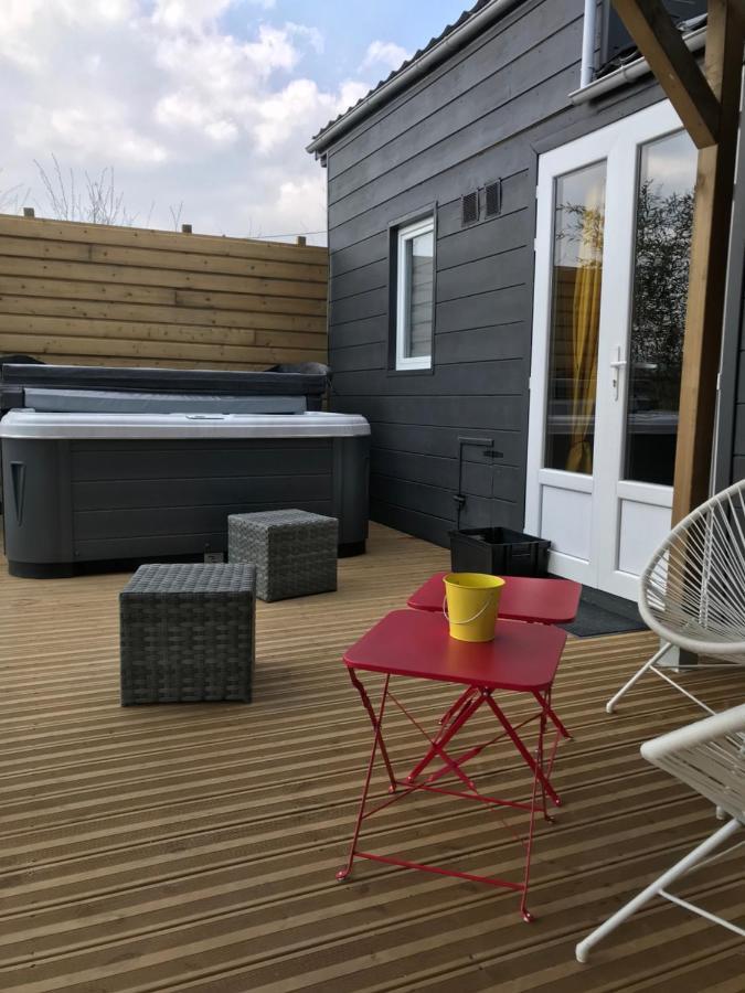 Les Nuits Insolites De La Mothe - Hebergement En Bulle Ou Tiny House Avec Spa Privatif Outremecourt Buitenkant foto